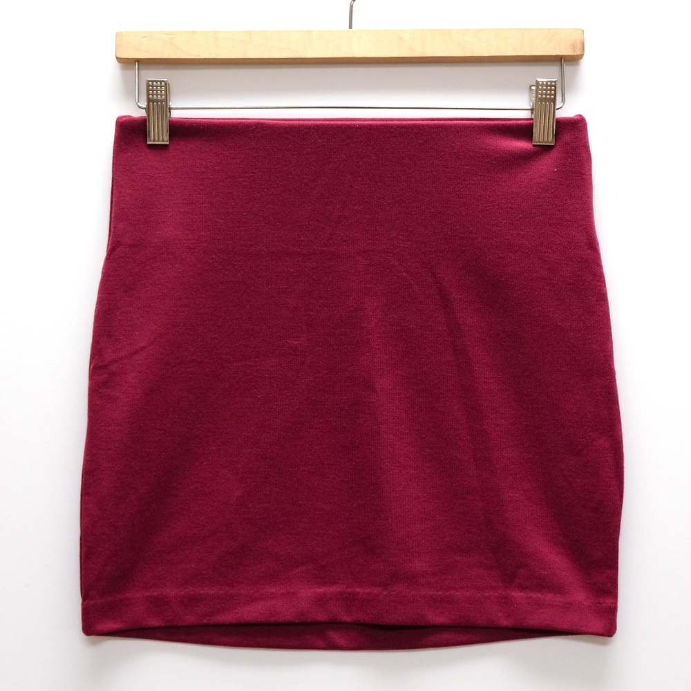 BCBG Mini Skirt Burgundy / Wine Red Sz S